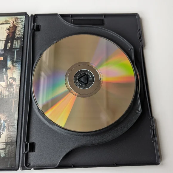 2/$15 Rent - 2 Disc Widescreen Special Edition - Picture 4 of 6